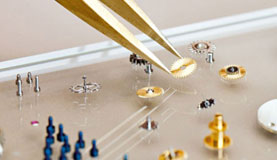 宝珀手表售后服务网点-打开表壳